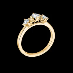CROWN TRINITY RING
