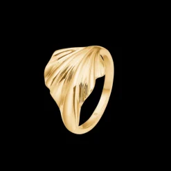 VELVET RING